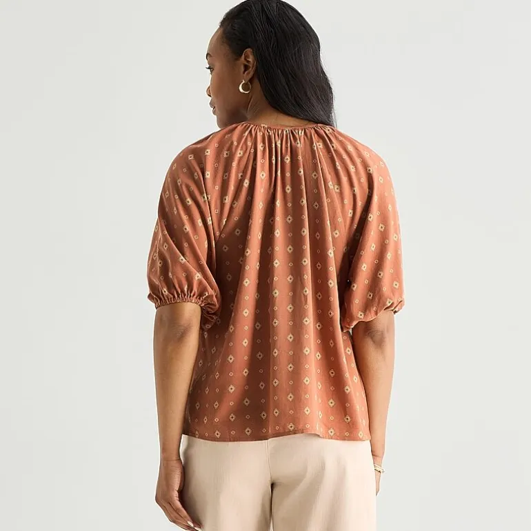 Liz Claiborne Womens Split Crew Neck Short Sleeve Blouse