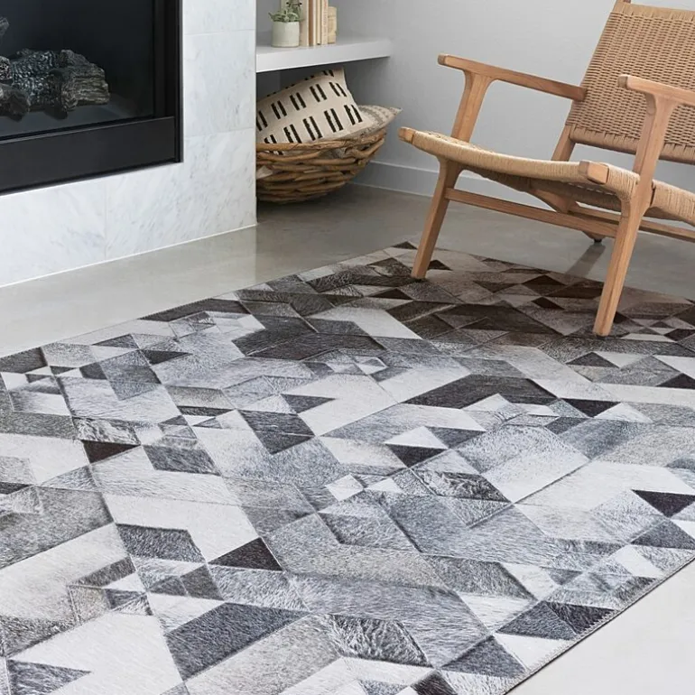 Loloi Maddox Animal Indoor Rectangular Accent Rug