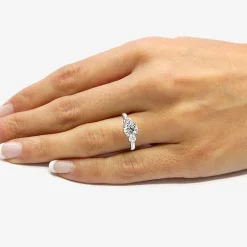 Love Lives Forever (F / Si1-Si2) Womens 2 CT. T.W. Lab Grown White Diamond 10K Gold Round 3-Stone Engagement Ring