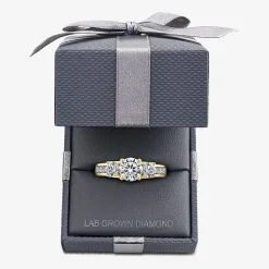 Love Lives Forever (G / Si1-Si2) Womens 2 CT. T.W. Lab Grown White Diamond 10K Gold Round Side Stone 3-Stone Engagement Ring
