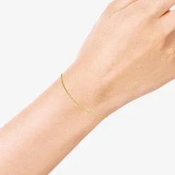 Made in Italy Womens 10K Gold 7.5 Inch Mesh Chain Bracelet