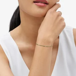 Made in Italy Womens 10K Gold 7.5 Inch Hollow Figaro Chain Bracelet