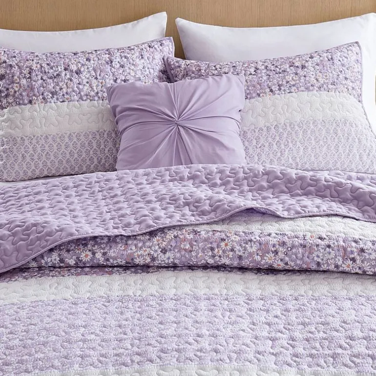 Madison Park Evian Seersucker 4-pc. Hypoallergenic Quilt Set