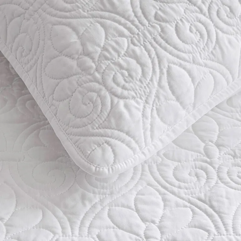 Madison Park Mansfield Antimicrobial Treated Reversible Quilt Set