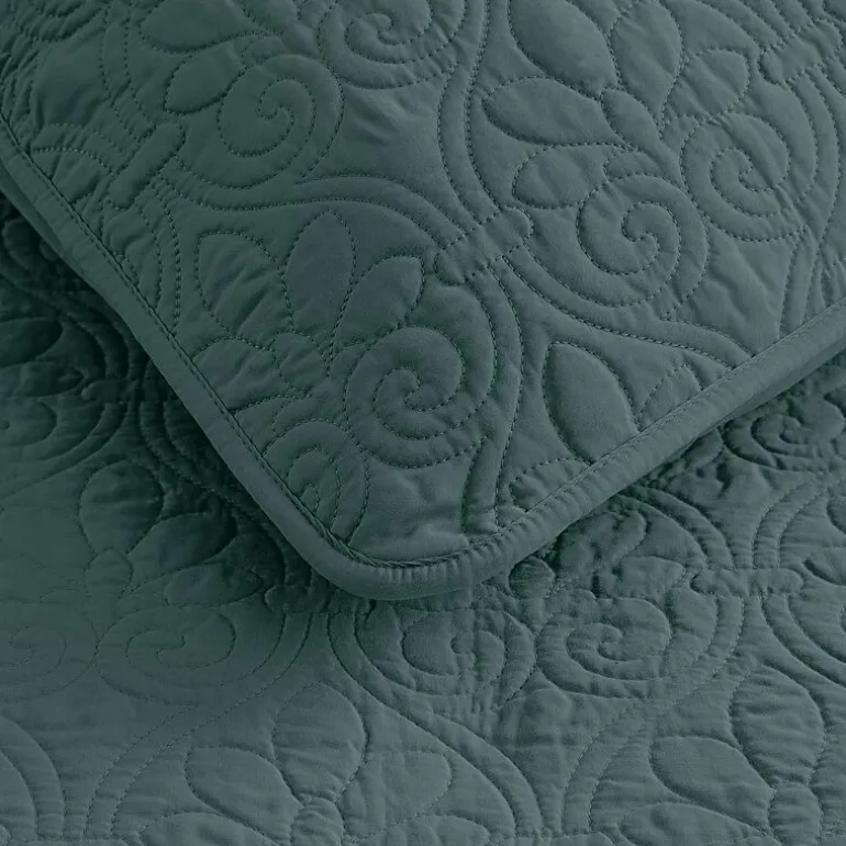 Madison Park Mansfield Antimicrobial Treated Reversible Quilt Set