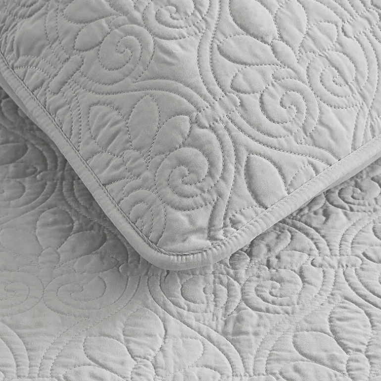 Madison Park Mansfield Antimicrobial Treated Reversible Quilt Set