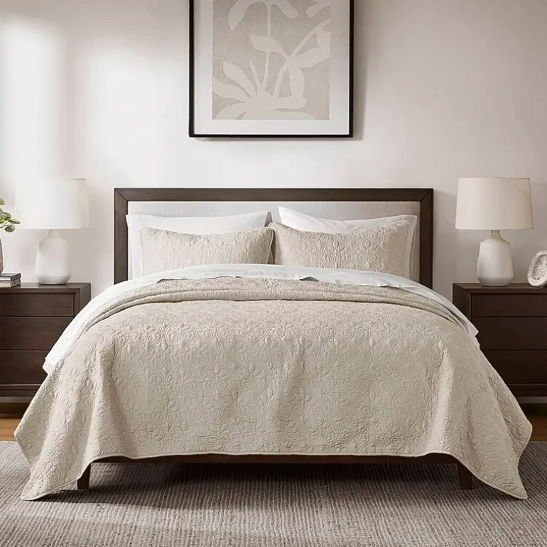 Madison Park Mansfield Antimicrobial Treated Reversible Quilt Set