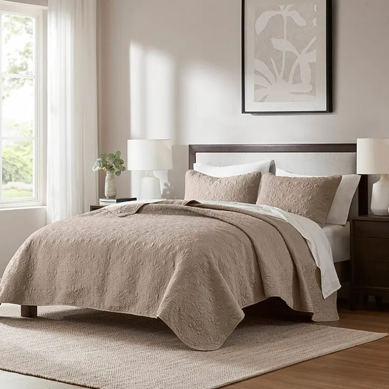 Madison Park Mansfield Antimicrobial Treated Reversible Quilt Set
