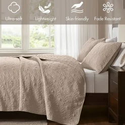 Madison Park Mansfield Antimicrobial Treated Reversible Quilt Set