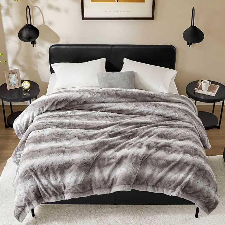 Madison Park Marselle Faux Fur Blanket