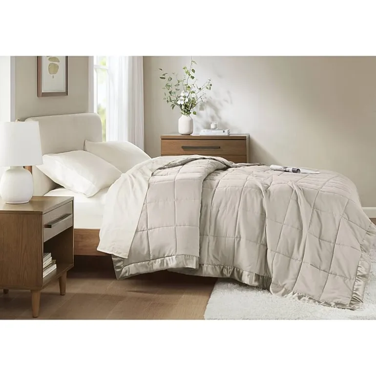 Madison Park Prospect Lightweight Down Alternative Blanket with Satin Trim