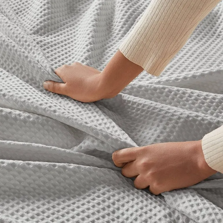 Madison Park Waffle Weave Cotton Lightweight Blanket