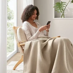 Madison Park Waffle Weave Cotton Lightweight Blanket