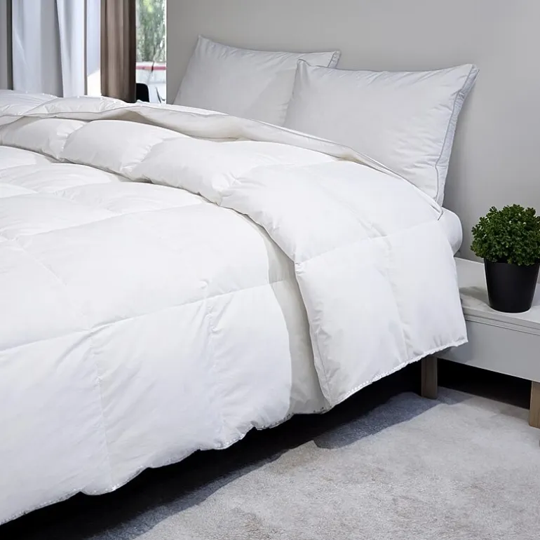 Martha Stewart Midweight Goose Down Feather Comforter