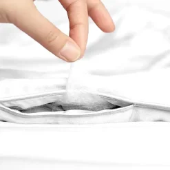 Martha Stewart Ultra Light Warmth Long Staples Silk Comforter