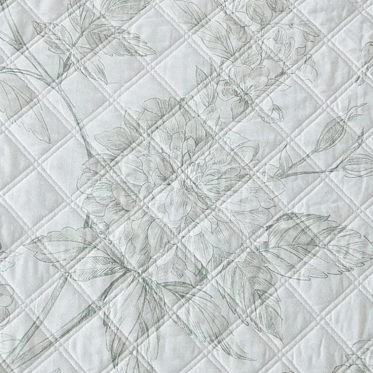 Martha Stewart Vine Flora Easy Care Quilt Set