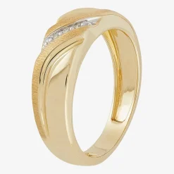 Mens Diamond-Accent Band in 10K Gold