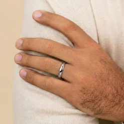 Mens 4MM 10K Gold Wedding Band