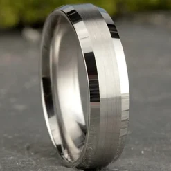 Mens 6MM 10K Gold Wedding Band