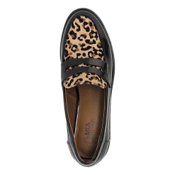 Mia Amore Hali Womens Moc Closed Toe Loafers