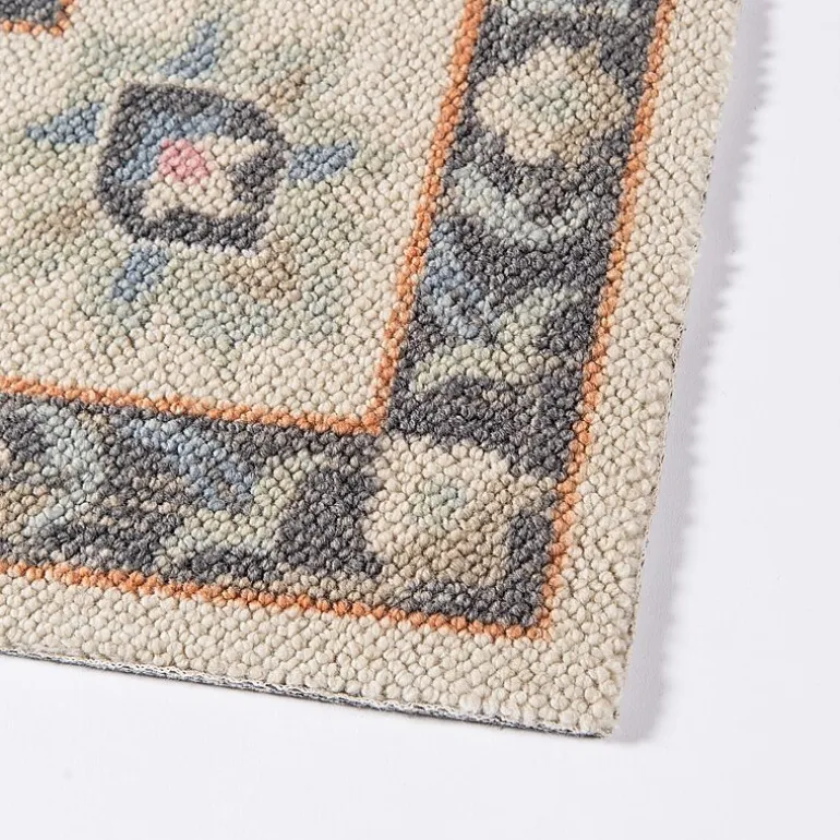 Momeni Anatolia Design No. 4 Indoor Rectangular Accent Rug