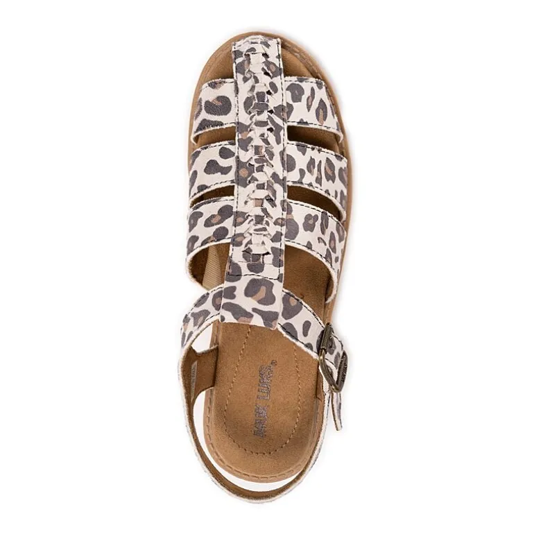 Muk Luks Vanilla Fisherman Womens Round Closed Toe Loafers