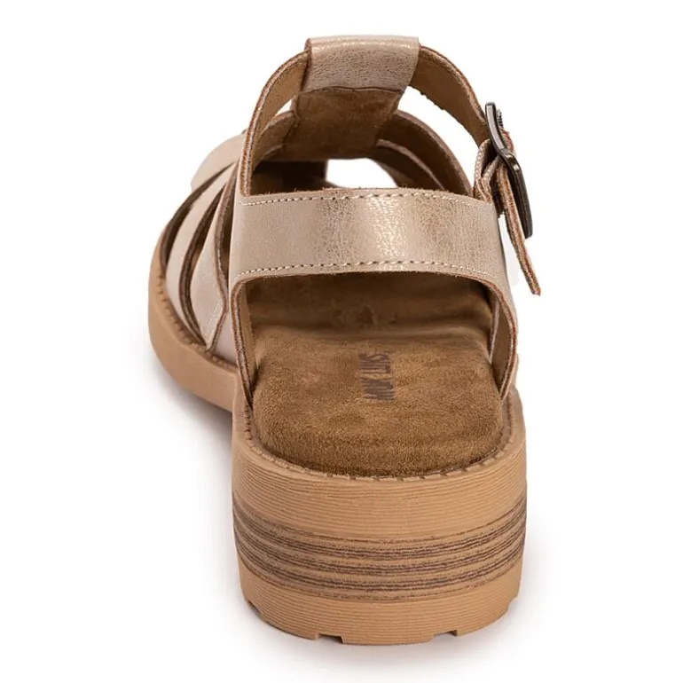 Muk Luks Vanilla Fisherman Womens Round Closed Toe Loafers
