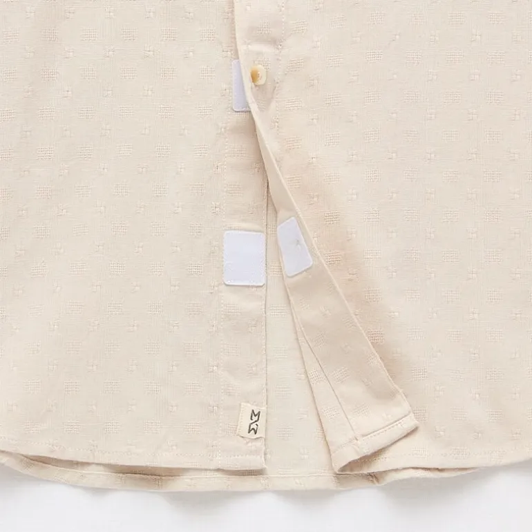mutual weave Mens Easy-on + Easy-off Short Sleeve Classic Fit Button-Down Shirt