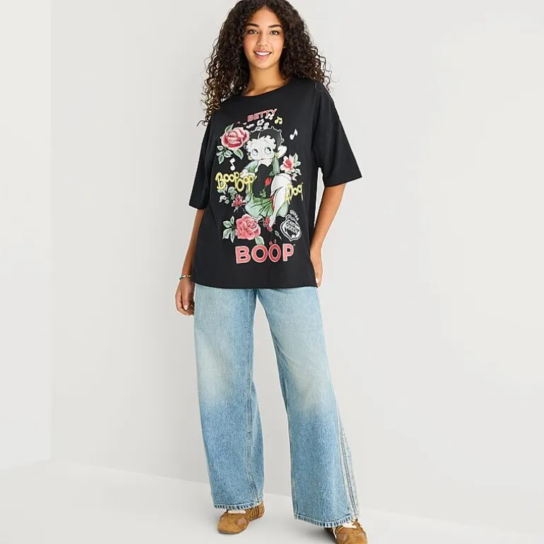 New World Womens Juniors Crew Neck Elbow Sleeve Oversized Betty Boop Graphic T-Shirt
