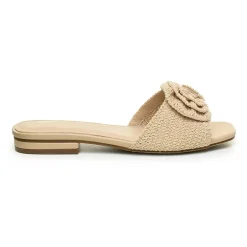 Nicole Miller Womens Rosette Heeled Sandals