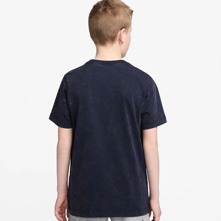 Nike Club Big Kid Unisex Crew Neck Short Sleeve Classic Fit Graphic T-Shirt