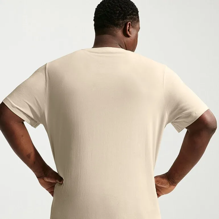 Nike Club Embroidered Logo Mens Crew Neck Short Sleeve Active Big and Tall T-Shirt