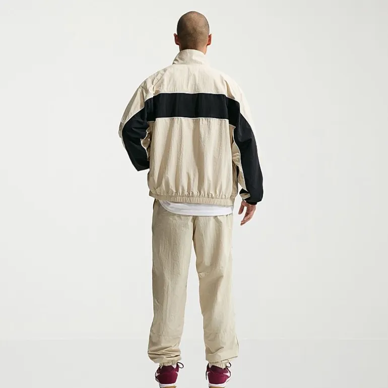 Nike Club Mens Lightweight Windbreaker