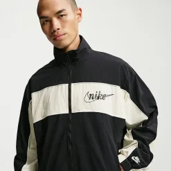 Nike Club Mens Lightweight Windbreaker