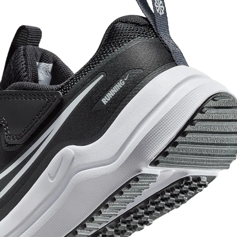 Nike Cosmic Runner Little Kid Boys Running Shoes