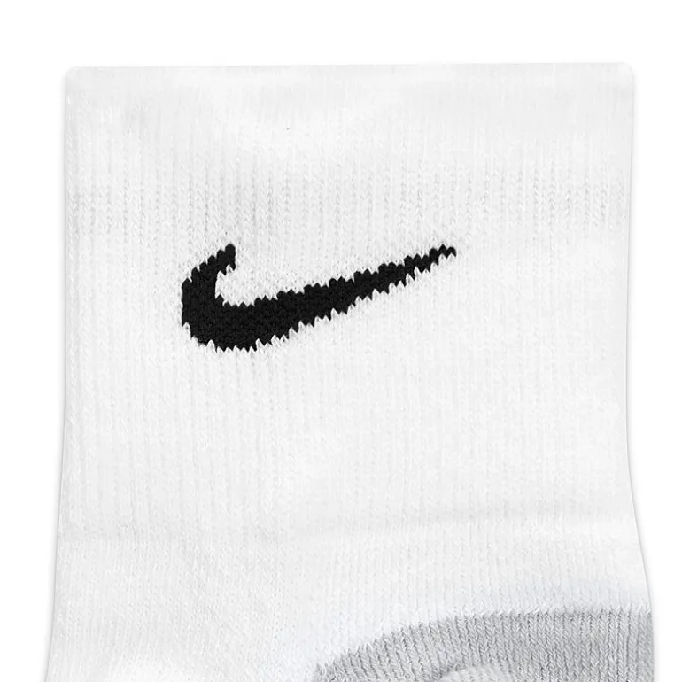 Nike Everyday Max Cushioned Unisex Adult Multi-Pack 3 Pair Quarter Ankle Socks
