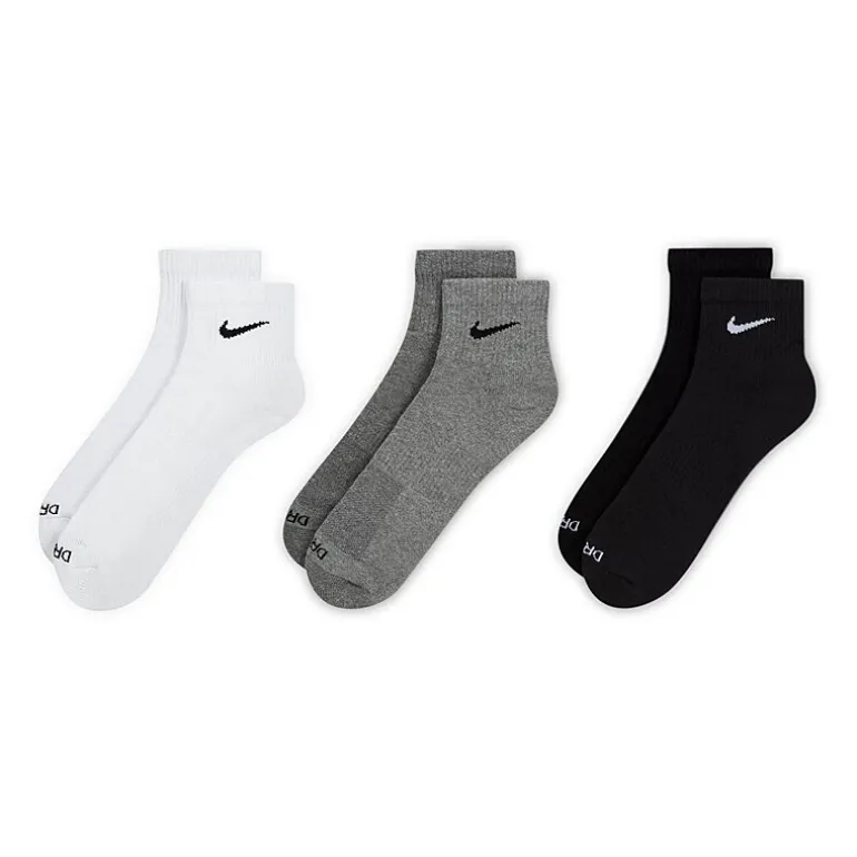 Nike Everyday Plus Cushioned Unisex Adult Breathable Multi-Pack 3 Pair Quarter Ankle Socks