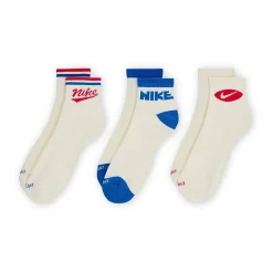 Nike Everyday Plus Throwback Unisex Adult Breathable Multi-Pack 3 Pair Quarter Ankle Socks