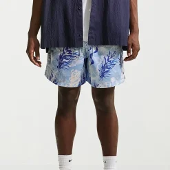 Nike Flow Mens 6