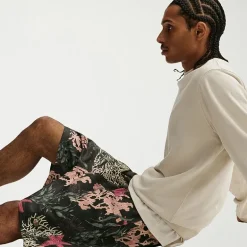 Nike Flow Mens 6