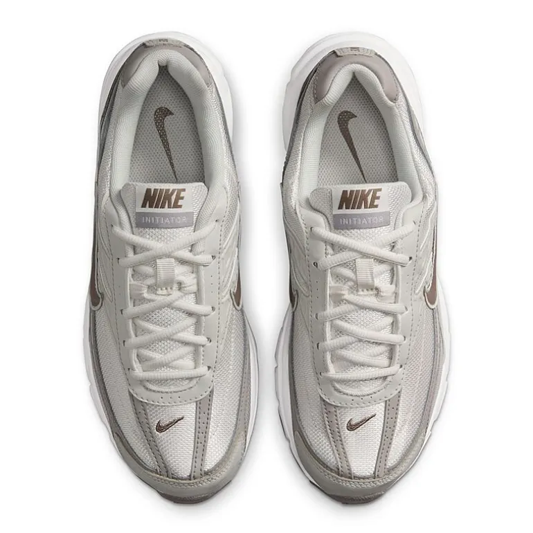 NIKE INITIATOR