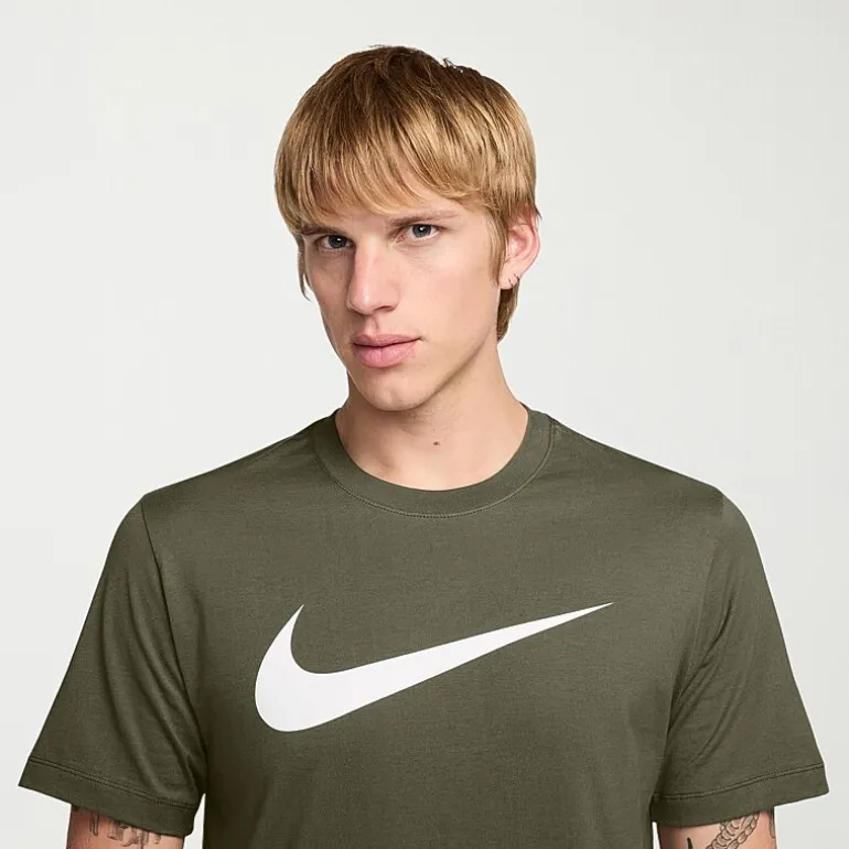 Nike Mens Crew Neck Short Sleeve Regular Fit Big and Tall Graphic T-Shirt
