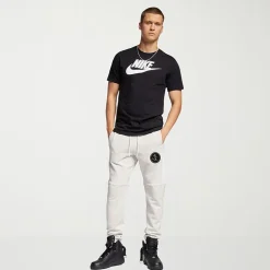 Nike Mens Crew Neck Short Sleeve Regular Fit Graphic T-Shirt