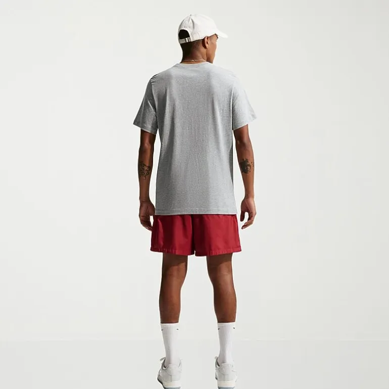 Nike Mens Crew Neck Short Sleeve Classic Fit Graphic T-Shirt