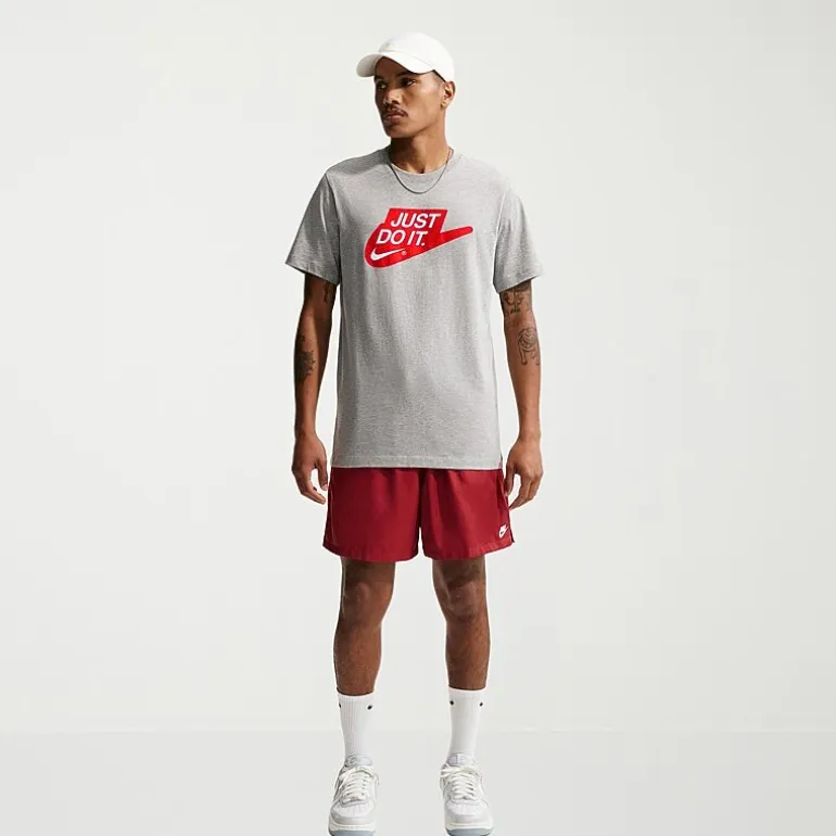 Nike Mens Crew Neck Short Sleeve Classic Fit Graphic T-Shirt