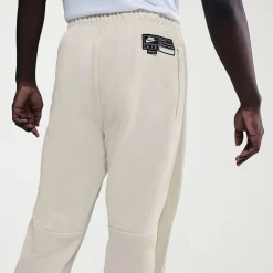 Nike Mens Cuffed Mid Rise Regular Fit Fleece Active Jogger Pant