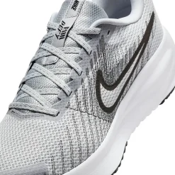 Nike Run Defy Mens Running Shoes