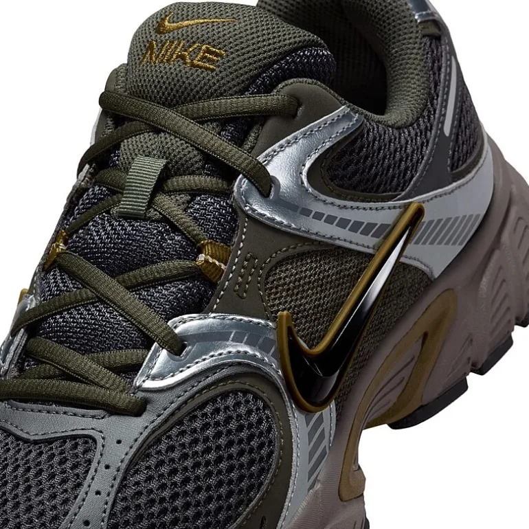 Nike V5 RNR Mens Sneakers