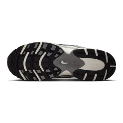 Nike V5 RNR Mens Sneakers