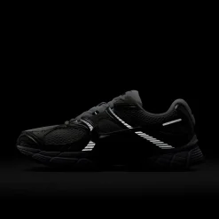 Nike V5 RNR Mens Sneakers